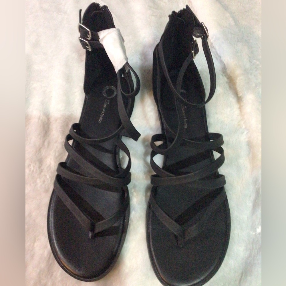 Tru comfort foam size 10 black sandals